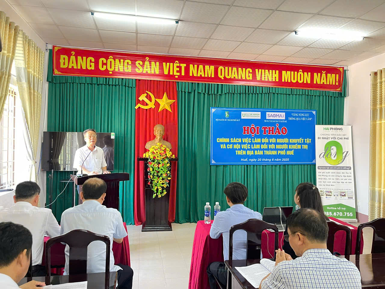 Hội thảo “Chính sách việc làm đối với người khuyết tật và cơ hội việc làm đối với người khiếm thị trên địa bàn thành phố Huế”